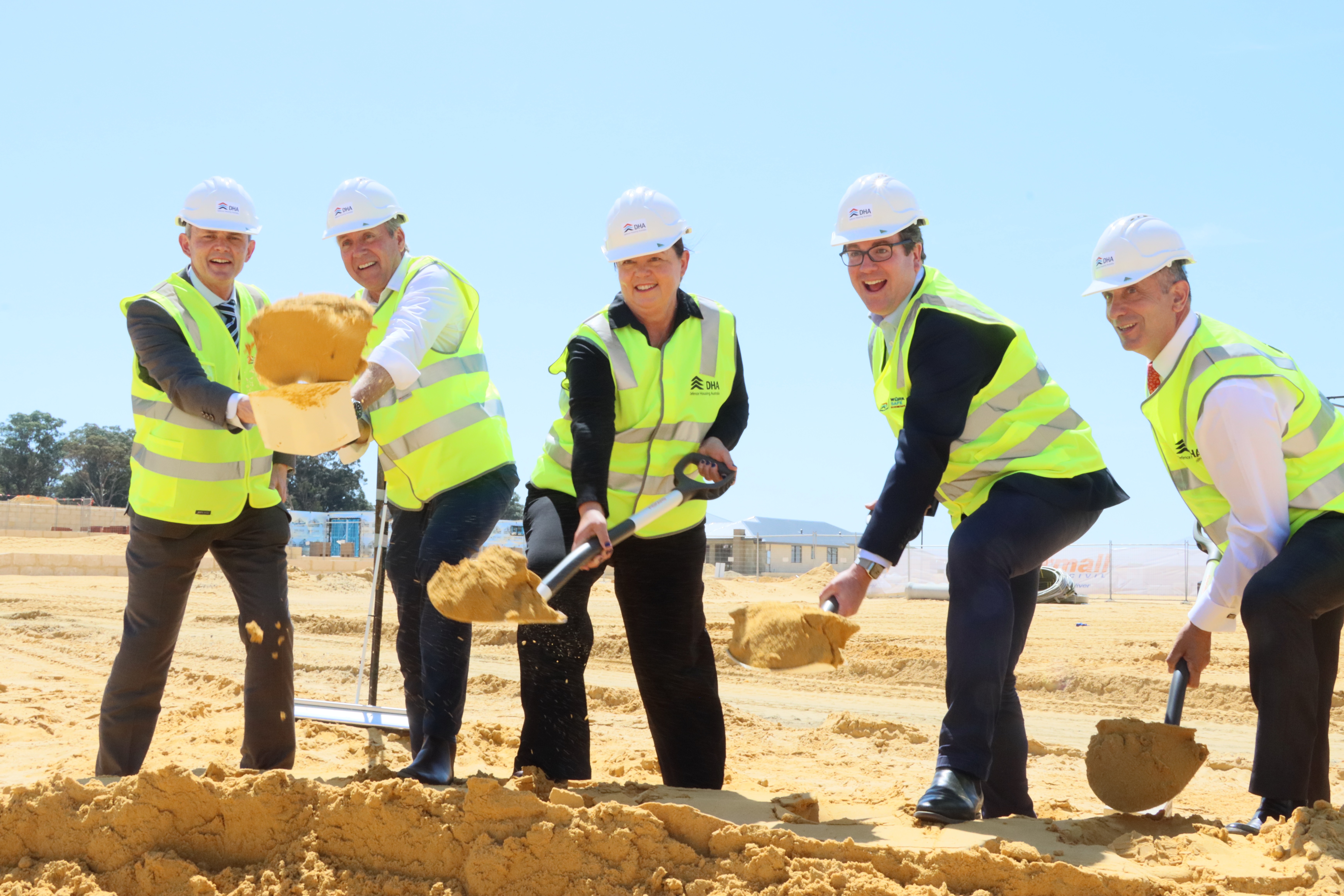 HUNDREDS OF NEW HOMES FOR DEFENCE PERSONNEL IN THE ROCKINGHAM REGION Main Image
